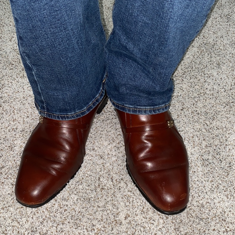 5 for $20 men’s loafers size 10 good condition